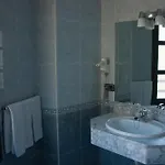 فندق Hotel Gijon خيخون