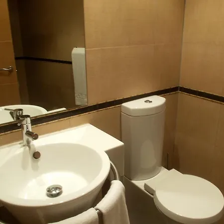 Hotel Gijon 3* 기욘