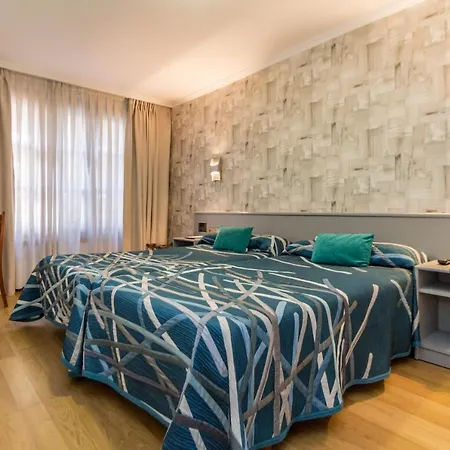 호텔 Hotel Gijon